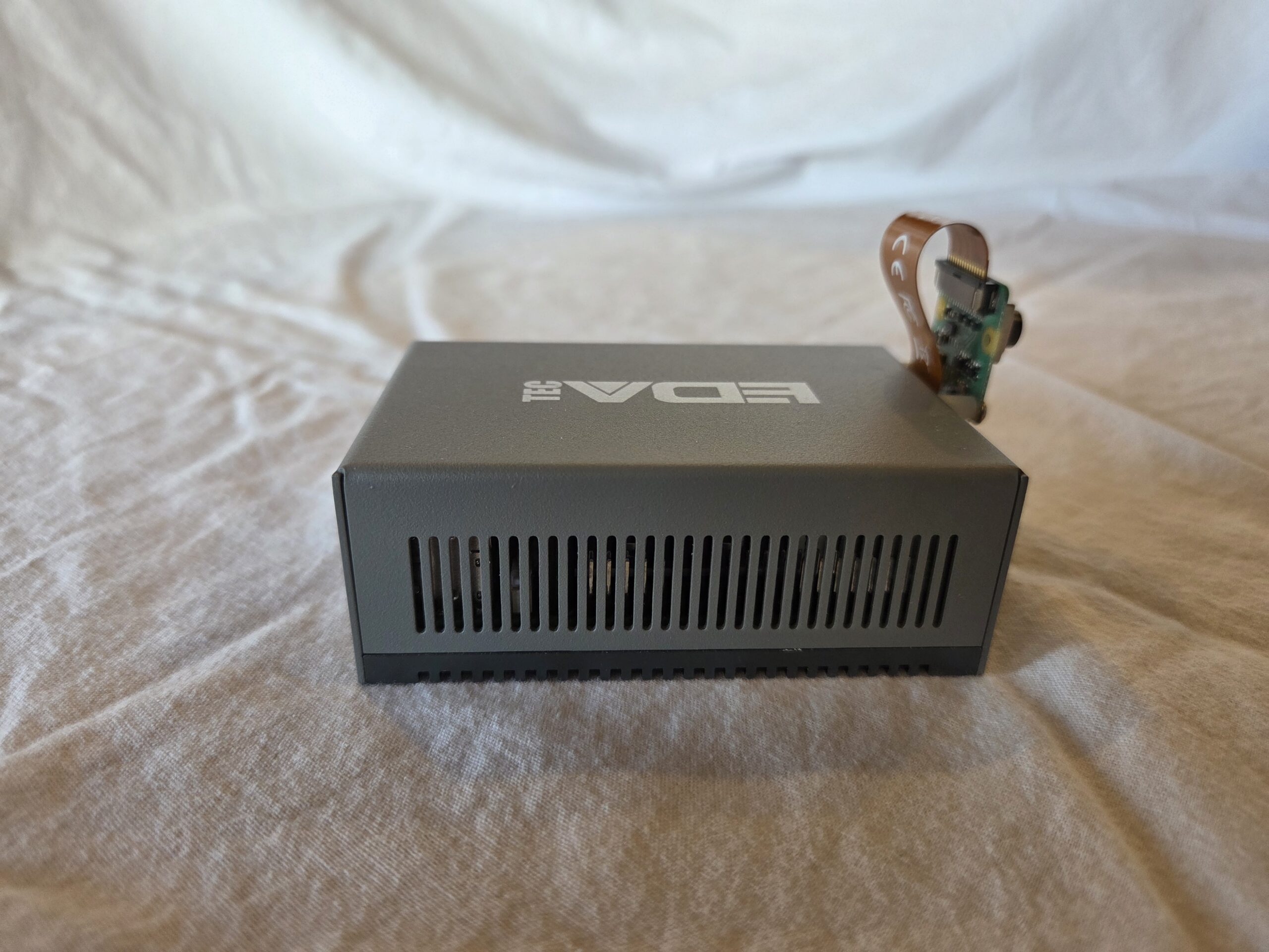 EdaTec Metal Case for Raspberry Pi 5 - Image 5