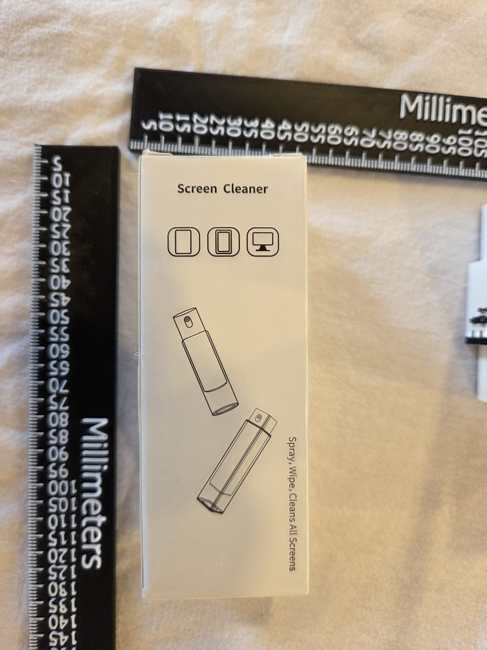 2 in 1 Screen Cleaner Spray With Microfiber Cloth - Image 6