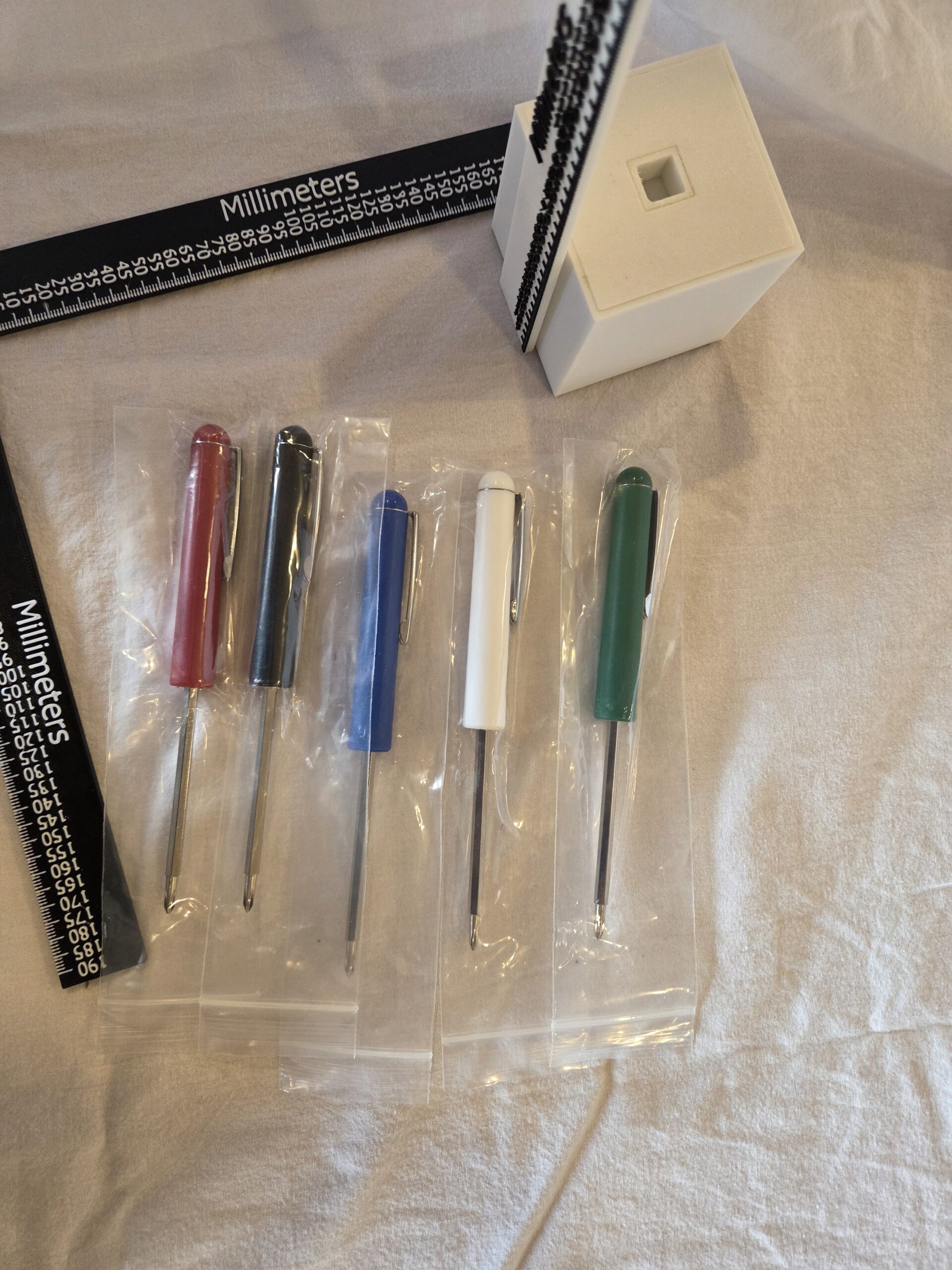 2 in 1 Pocket Pen Type Mini Screwdriver - Image 8