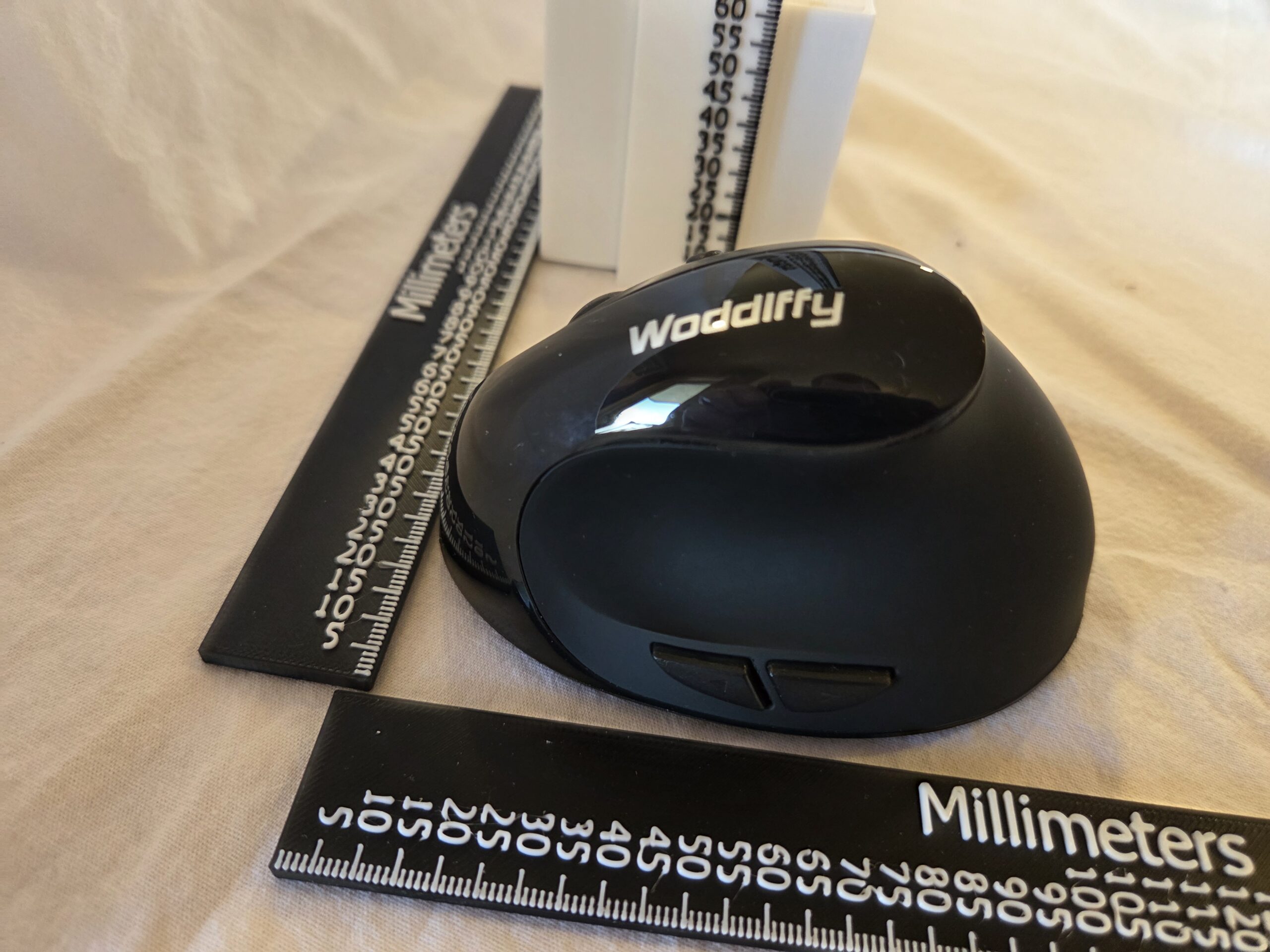 Ergonomic Vertical Wireless Mouse