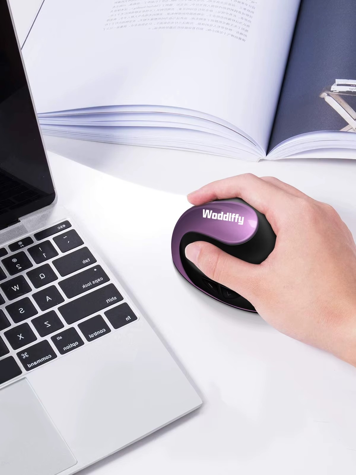 Ergonomic Vertical Wireless Mouse
